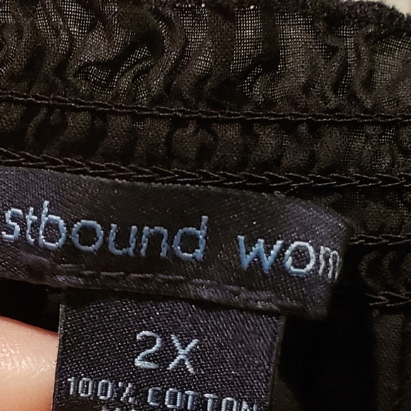 WestBound Woman Black Relaxed Ruffled Blouse Sz 2x - Picture 5 of 7